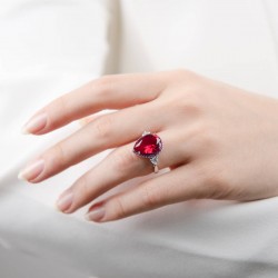 Mode Silver - Kırmızı Renkli Damla Kesim Gümüş Yüzük