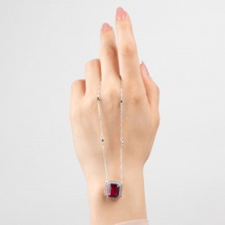 Mode Silver - Kırmızı Taşlı Klasik Görünüm Gümüş Kolye Mode Silver - Kırmızı Taşlı Klasik Görünüm Gümüş Kolye