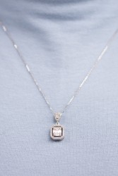 Mode Silver - Baget Taşlı Gümüş Kolye Mode Silver - Baget Taşlı Gümüş Kolye